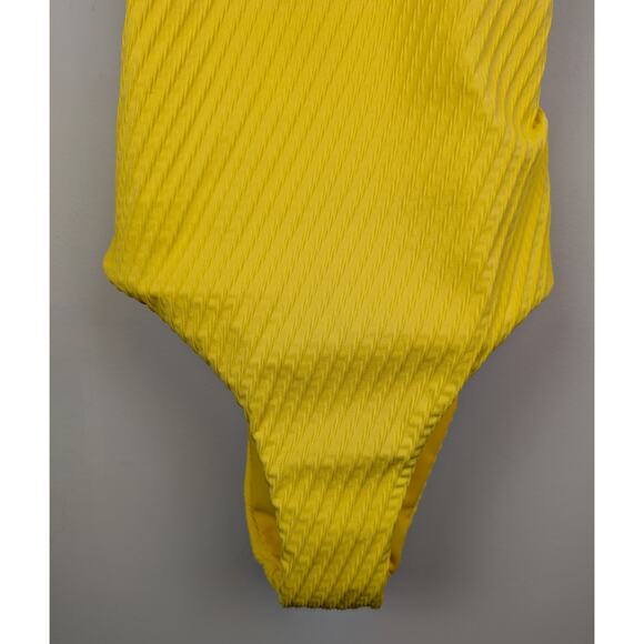NWT FELLA Zac One Piece Textured Swimsuit Yellow S - Picture 5 of 11